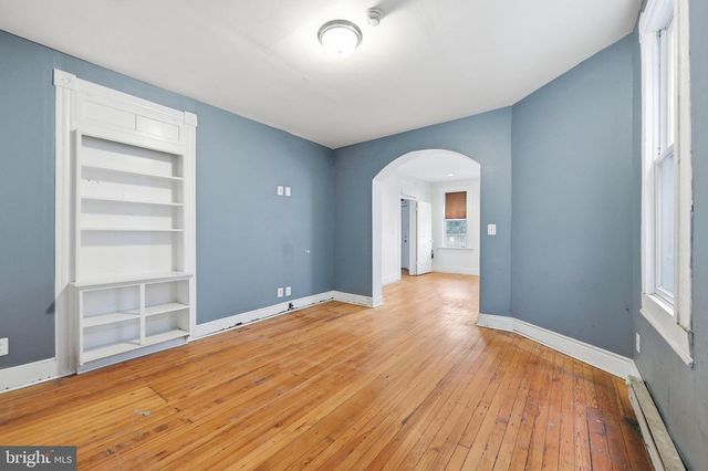 323 E POTOMAC ST, Brunswick, MD 21716