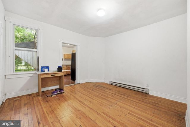 323 E POTOMAC ST, Brunswick, MD 21716