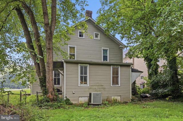 323 E POTOMAC ST, Brunswick, MD 21716