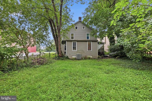 323 E POTOMAC ST, Brunswick, MD 21716