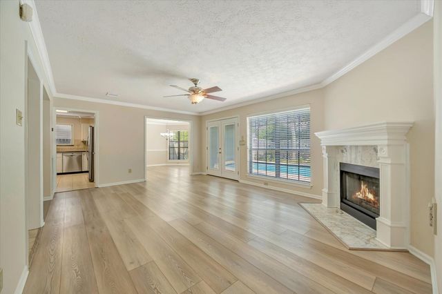 830 Island Meadow Court, Houston, TX 77062