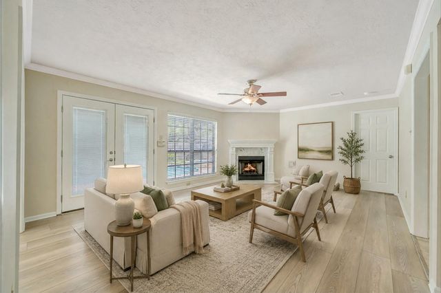 830 Island Meadow Court, Houston, TX 77062