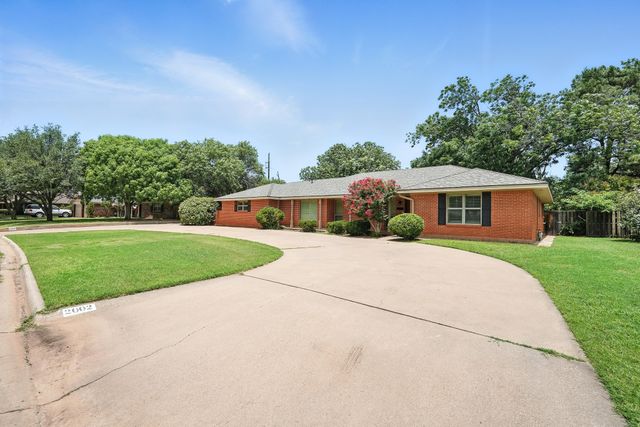 2002 River Oaks Circle, Abilene, TX 79605