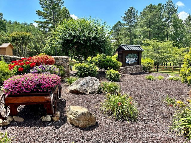 1143 Grandview Peaks Drive, Nebo, NC 28761