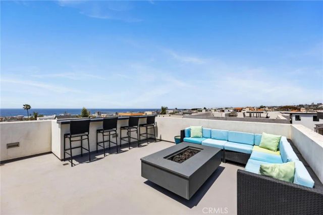 726 Loma Drive, Hermosa Beach, CA 90254