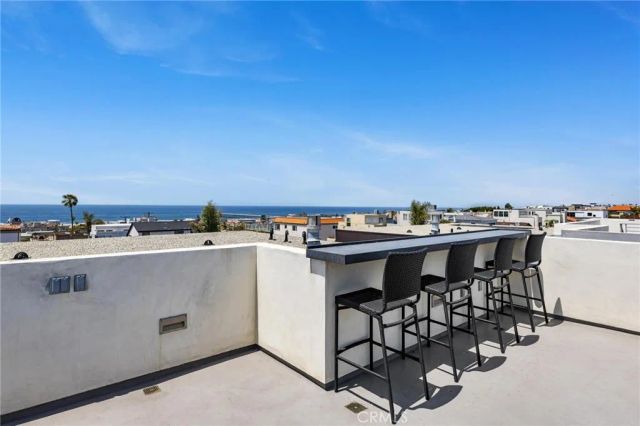 726 Loma Drive, Hermosa Beach, CA 90254