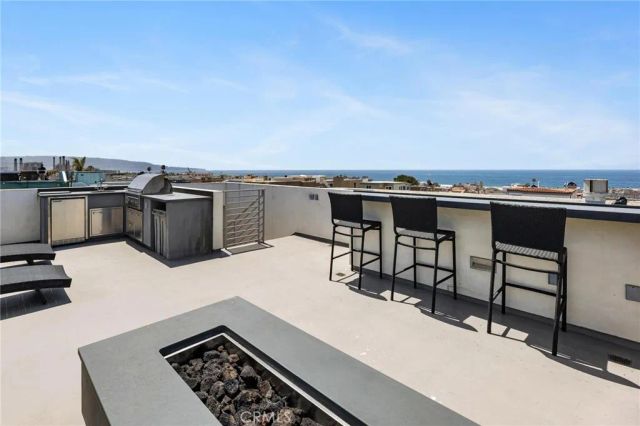 726 Loma Drive, Hermosa Beach, CA 90254