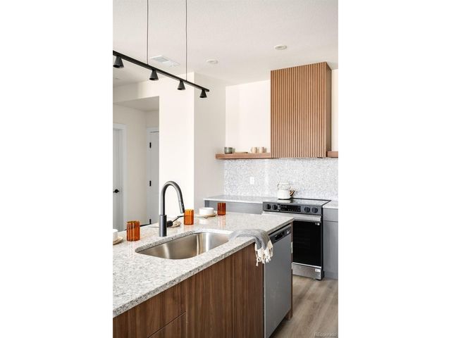 5781 W 91st Pl, Westminster, CO 80031