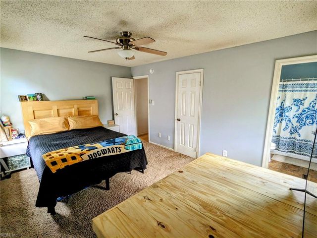 928 Woodmark CT, Virginia Beach, VA 23452