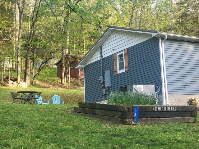 313 Ben Myers Ln, Gainesboro, TN 38562
