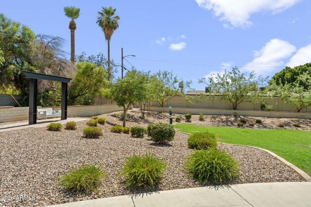 6429 N 17TH Street, Phoenix, AZ 85016