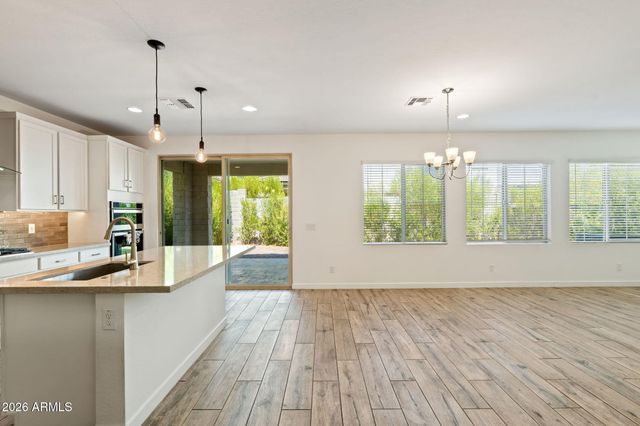 6429 N 17TH Street, Phoenix, AZ 85016