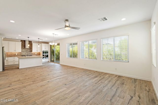 6429 N 17TH Street, Phoenix, AZ 85016