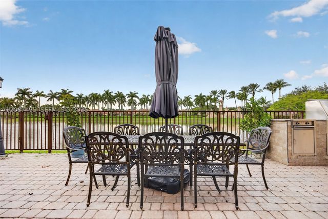 2644 SW 152nd Pl, Miami, FL 33185