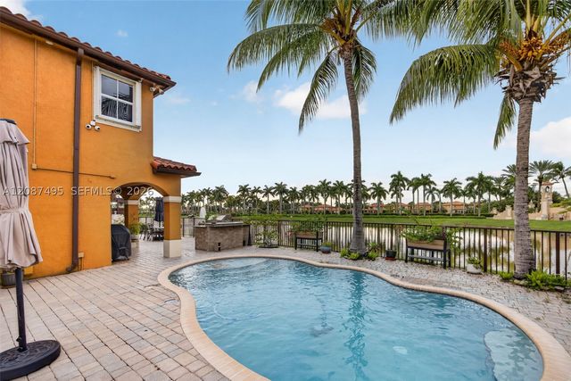 2644 SW 152nd Pl, Miami, FL 33185