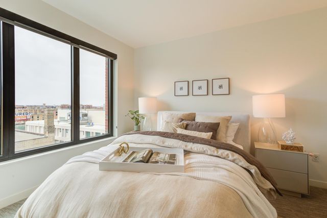 270 Hennepin Avenue 1219, Minneapolis, MN 55401