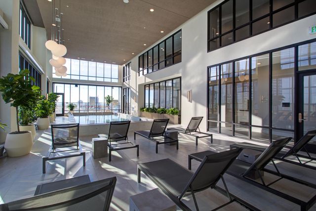 270 Hennepin Avenue 1219, Minneapolis, MN 55401