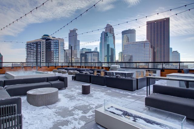 270 Hennepin Avenue 1219, Minneapolis, MN 55401