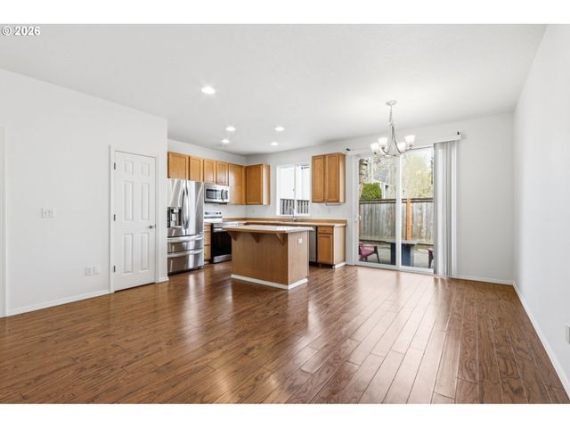 18529 Sw CASCADE Dr, Beaverton, OR 97003