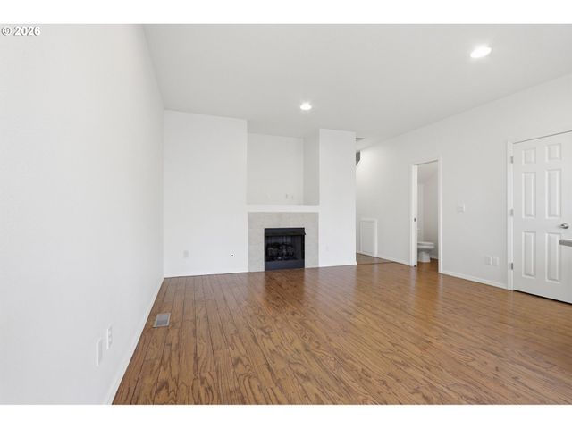 18529 Sw CASCADE Dr, Beaverton, OR 97003