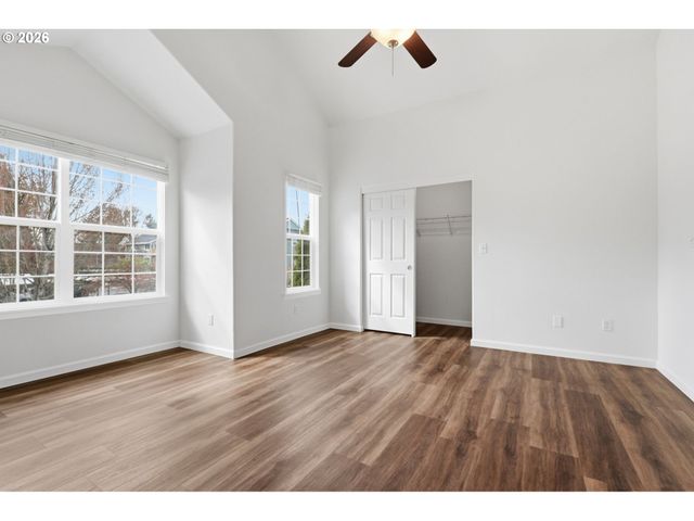 18529 Sw CASCADE Dr, Beaverton, OR 97003