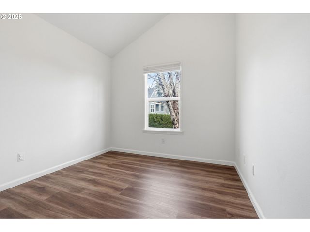 18529 Sw CASCADE Dr, Beaverton, OR 97003