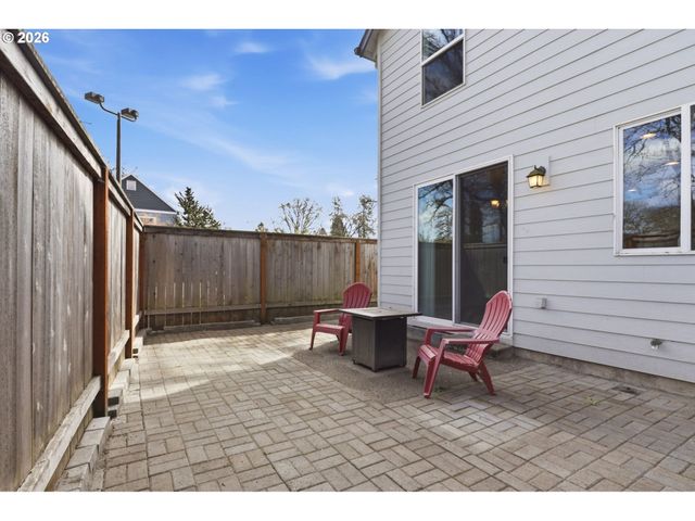 18529 Sw CASCADE Dr, Beaverton, OR 97003