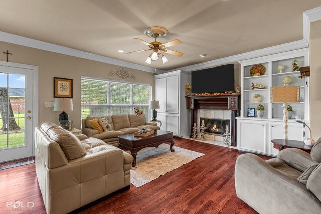 10722 Provence Place, Keithville, LA 71047