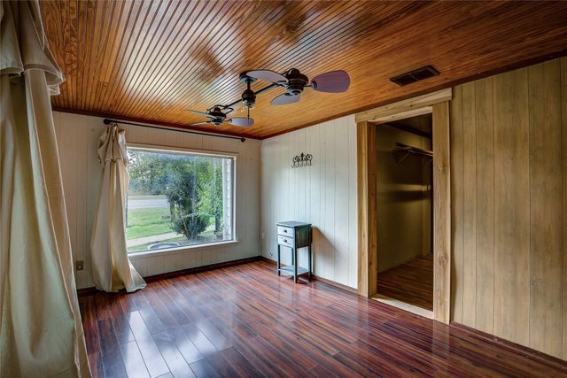 25468 US Highway 80, Grand Saline, TX 75140