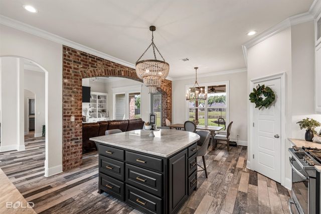 660 Dumaine Drive, Bossier City, LA 71111
