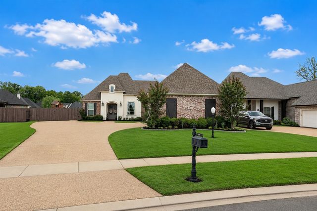 660 Dumaine Drive, Bossier City, LA 71111