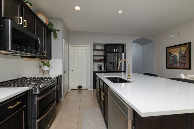 7902 Red Moon Trail, Fort Worth, TX 76131