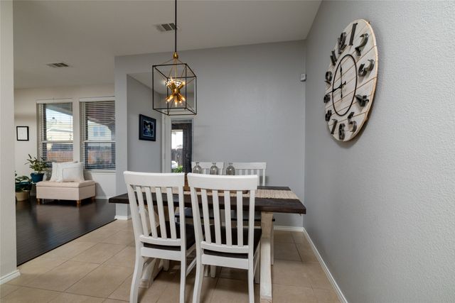 7902 Red Moon Trail, Fort Worth, TX 76131