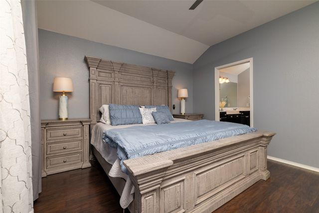 7902 Red Moon Trail, Fort Worth, TX 76131