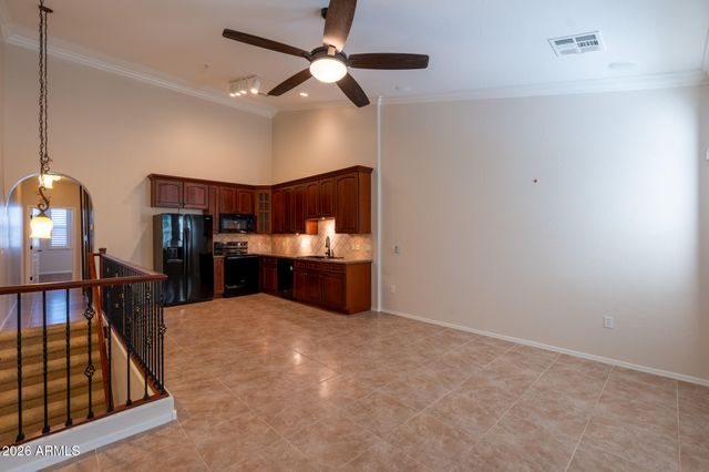 2670 S VOYAGER Drive 112, Gilbert, AZ 85295
