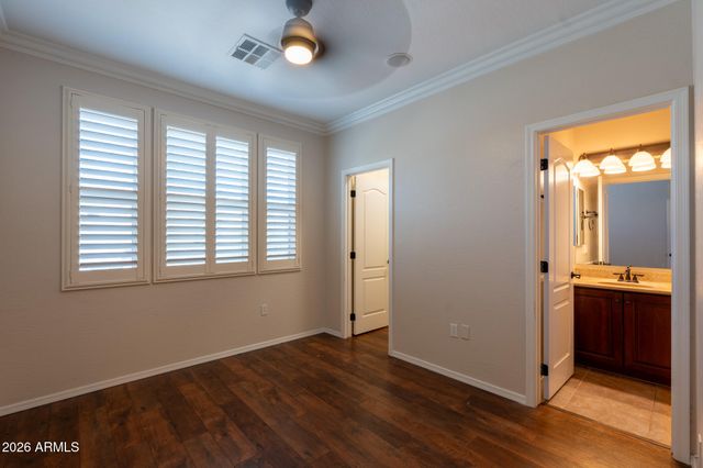 2670 S VOYAGER Drive 112, Gilbert, AZ 85295