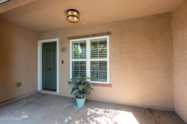 2670 S VOYAGER Drive 112, Gilbert, AZ 85295