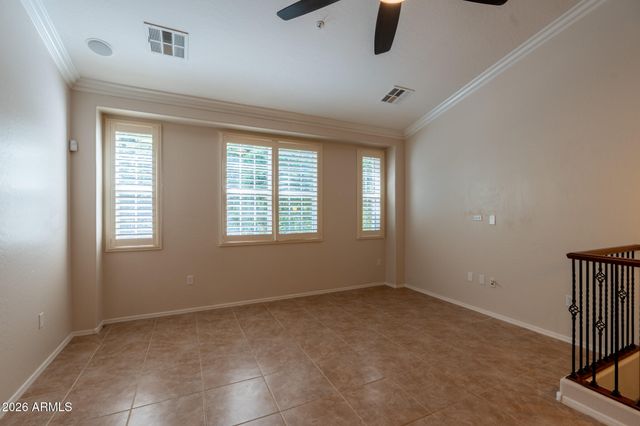 2670 S VOYAGER Drive 112, Gilbert, AZ 85295