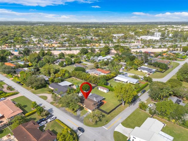 10901 SW 116th St, Miami, FL 33176