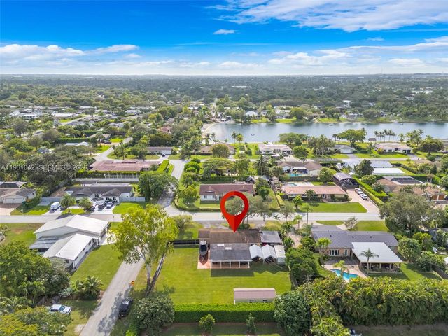 10901 SW 116th St, Miami, FL 33176