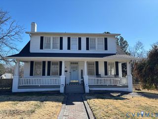401 BRUNSWICK Ave, Blackstone, VA 23824
