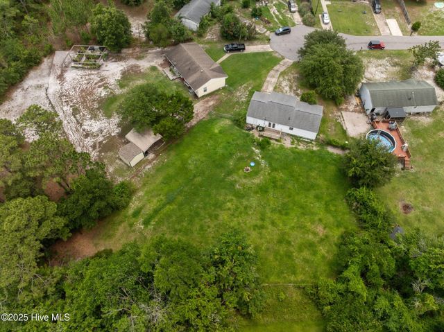 146 Ash Court, Hubert, NC 28539