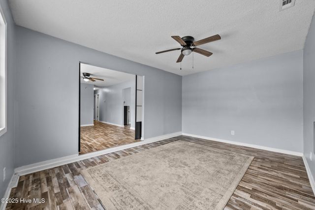 146 Ash Court, Hubert, NC 28539