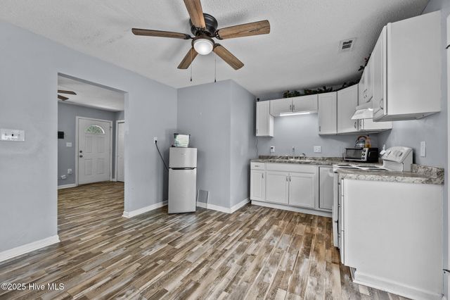 146 Ash Court, Hubert, NC 28539