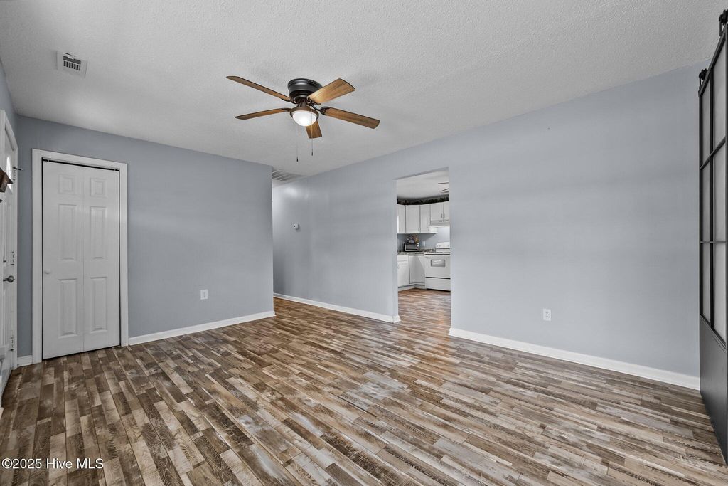 146 Ash Court, Hubert, NC 28539
