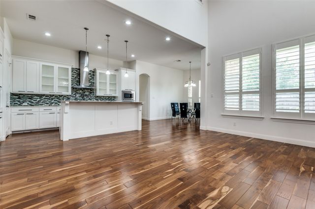 7127 Angelina Drive, Irving, TX 75039