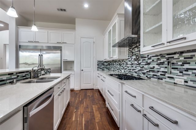 7127 Angelina Drive, Irving, TX 75039