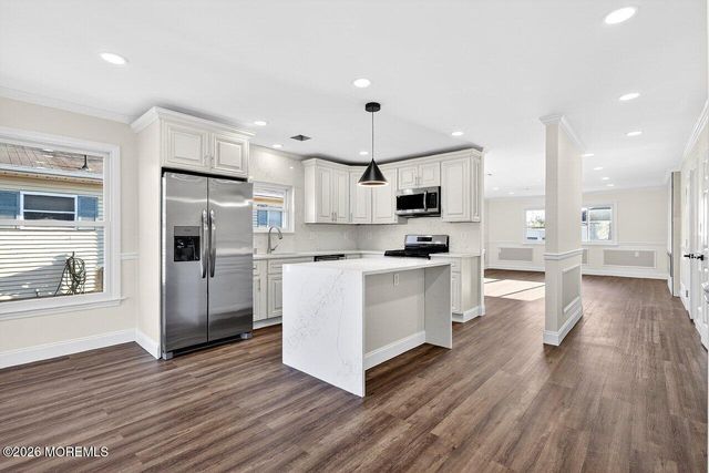 20 Marathon Street, Toms River, NJ 08757