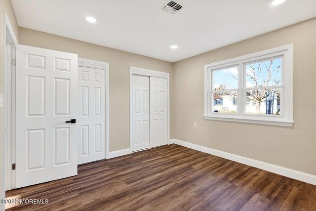 20 Marathon Street, Toms River, NJ 08757