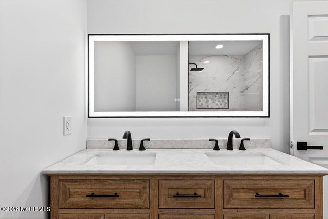 20 Marathon Street, Toms River, NJ 08757